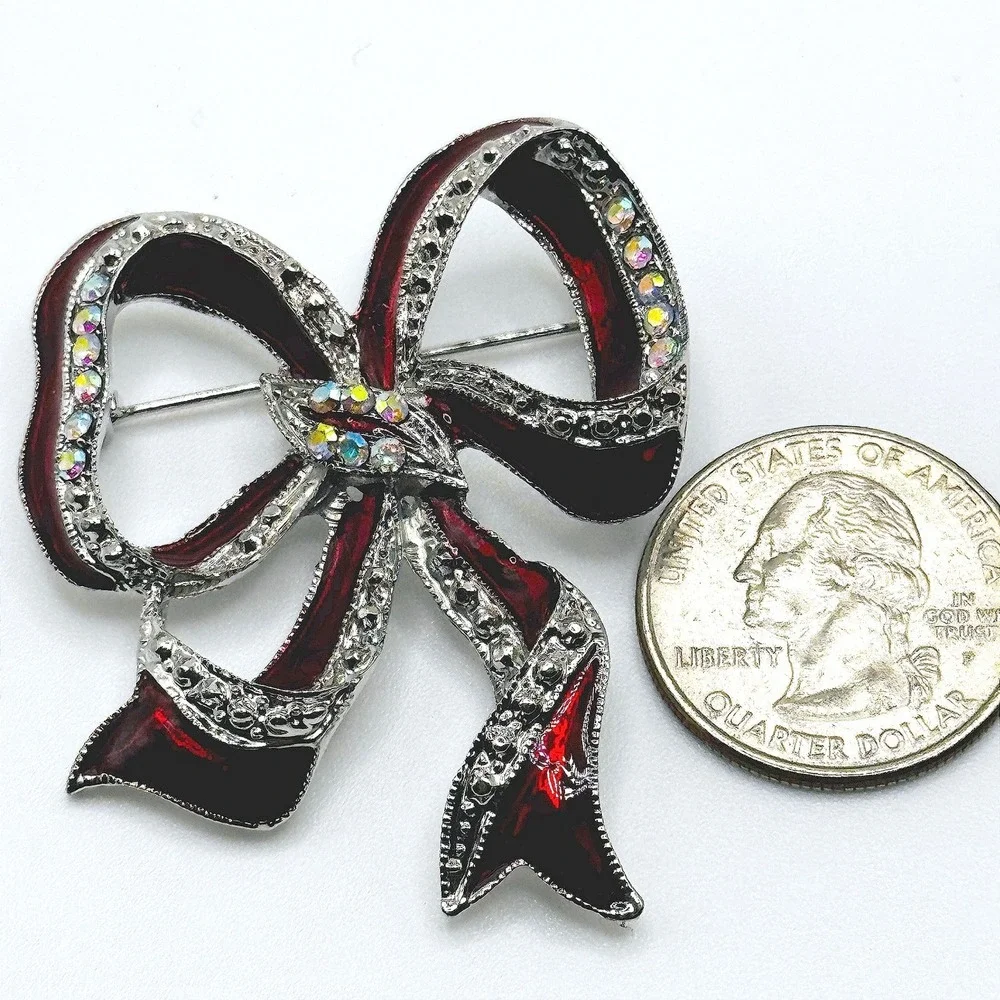 N/A vintage bow